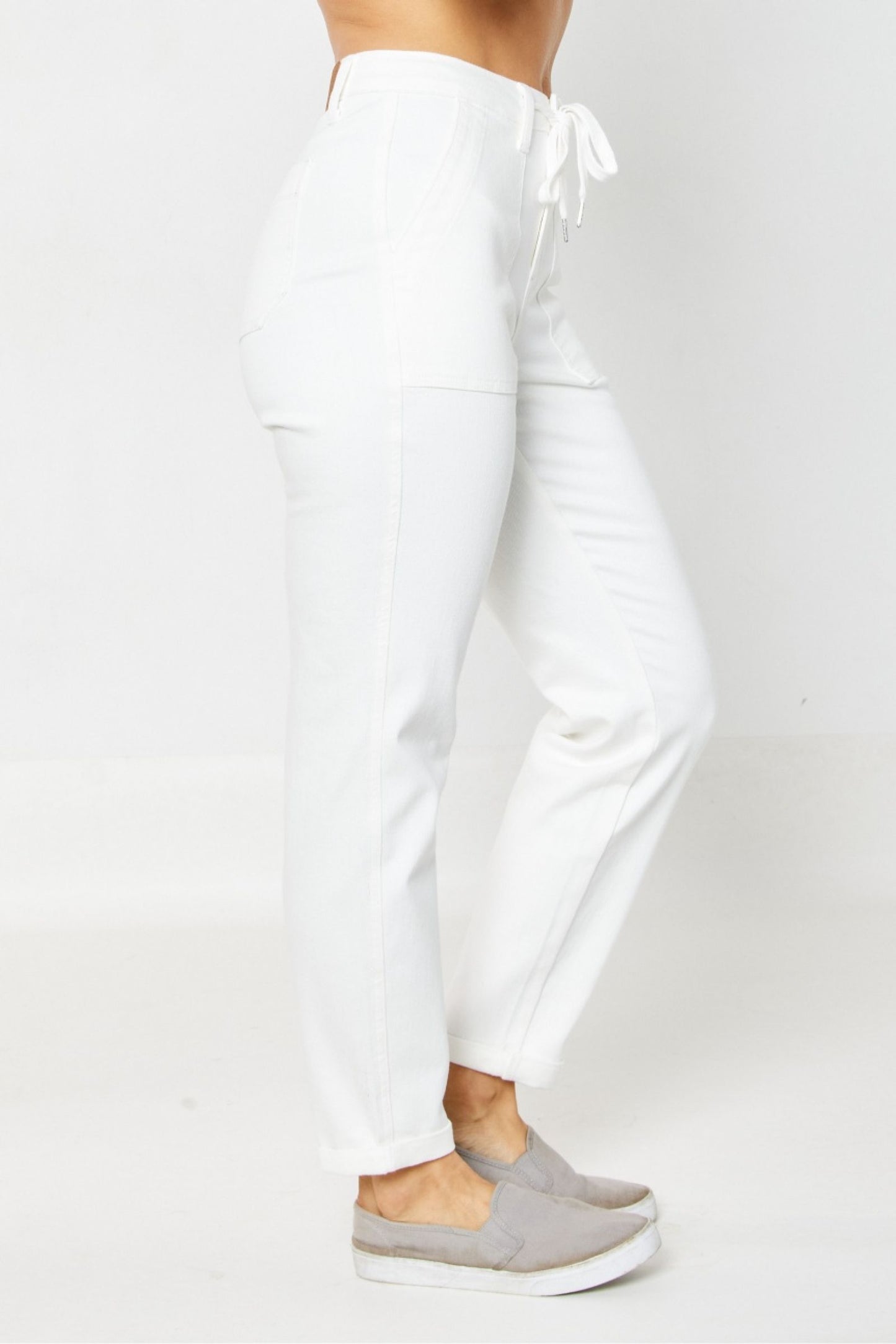 Judy Blue The Harper Relaxed Fit High Waist Cuffed Jogger in White