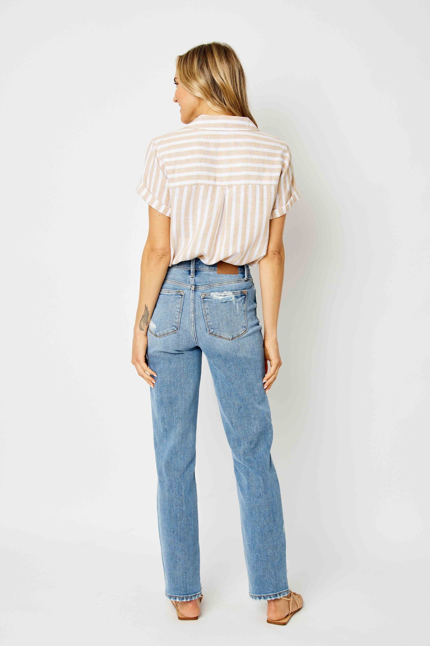 Judy Blue The Heidi Medium Wash Straight Jeans with Destroy Detail