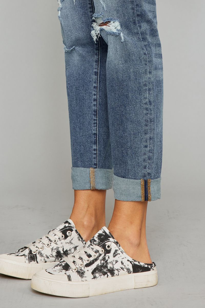 Macie Kancan High Rise Mom Jean