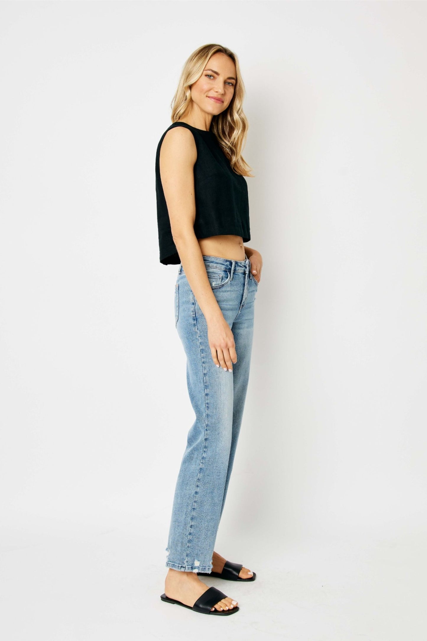 Judy Blue The Eva Mid Rise Medium Wash Straight Jeans with Destroy Detail