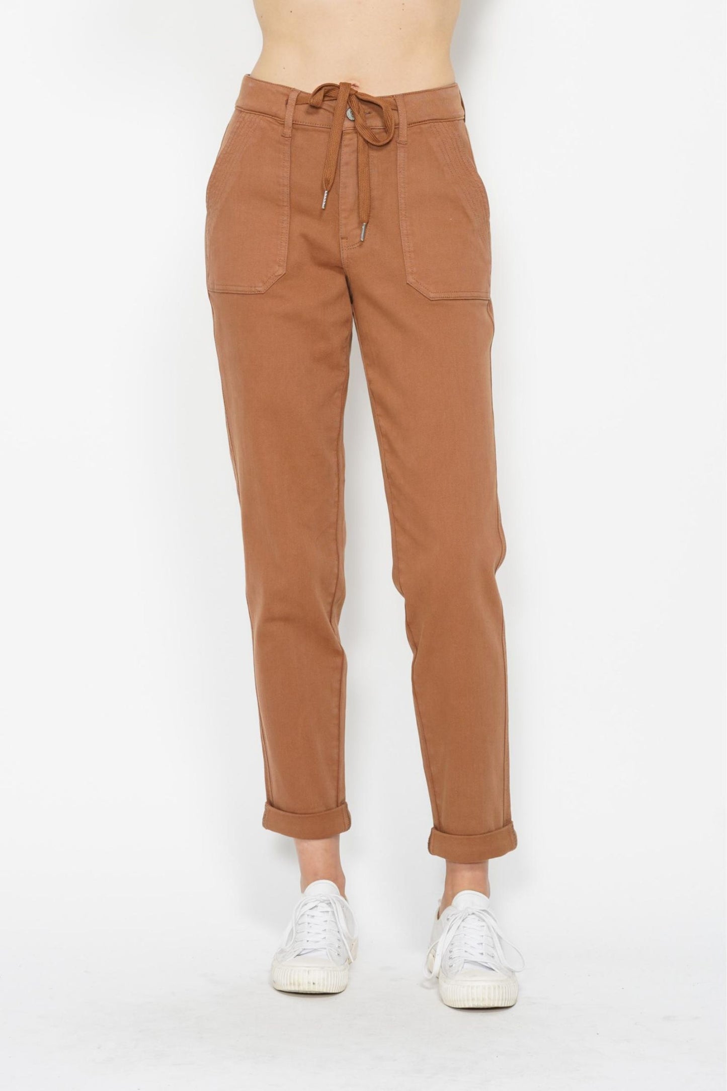 Judy Blue The Harper Relaxed Fit High Waist Cuffed Jogger in Camel