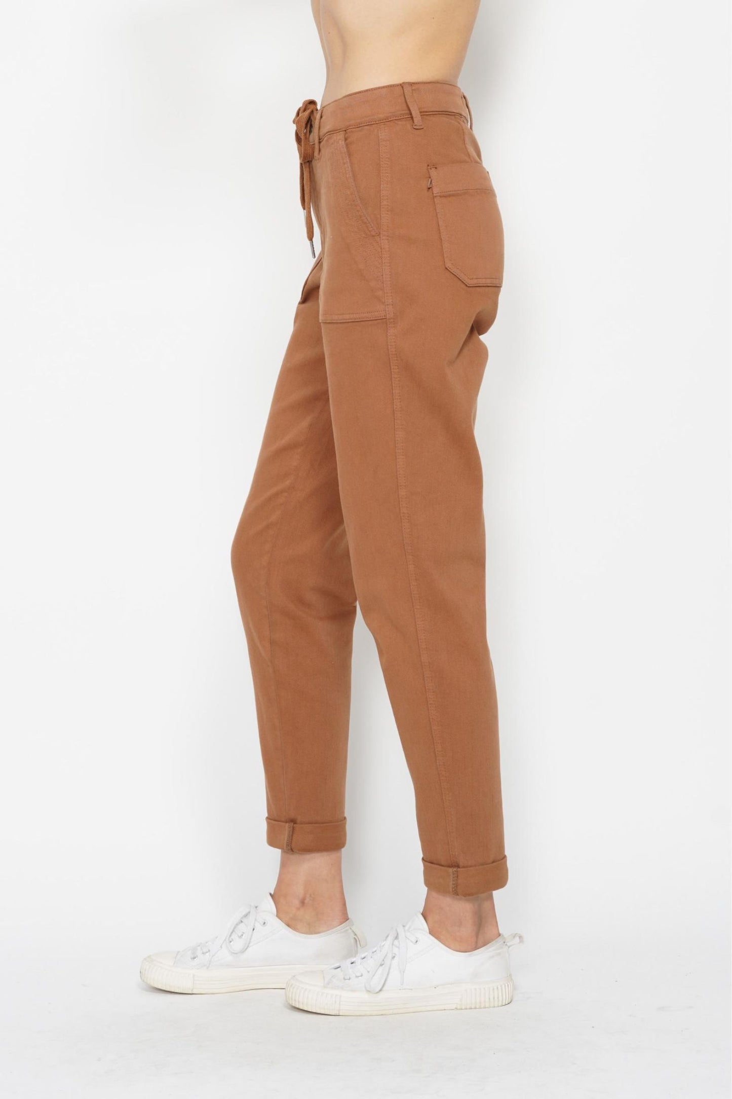 Judy Blue The Harper Relaxed Fit High Waist Cuffed Jogger in Camel
